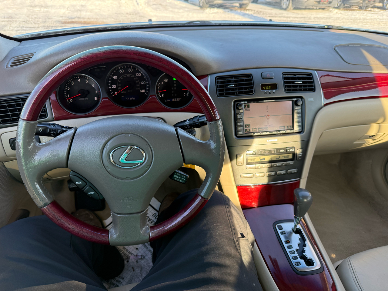 Lexus ES 330 Sedan 2004