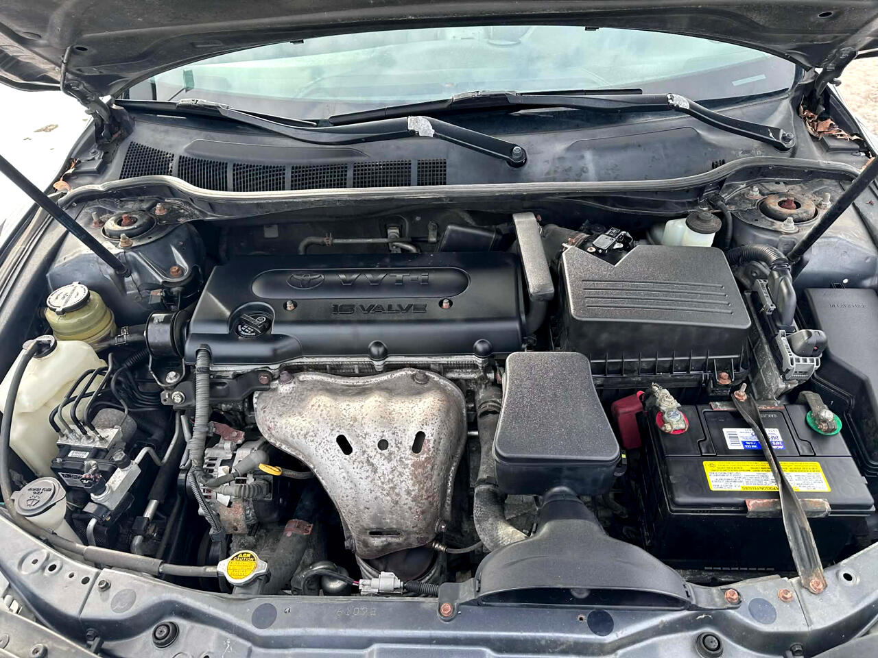 Toyota Camry SE 5-Spd AT 2009