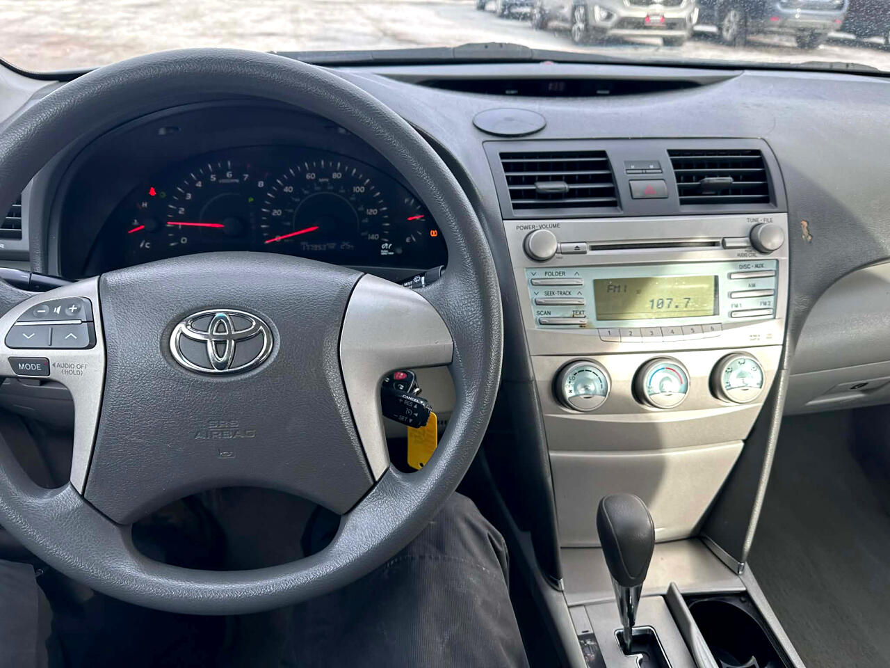 Toyota Camry SE 5-Spd AT 2009