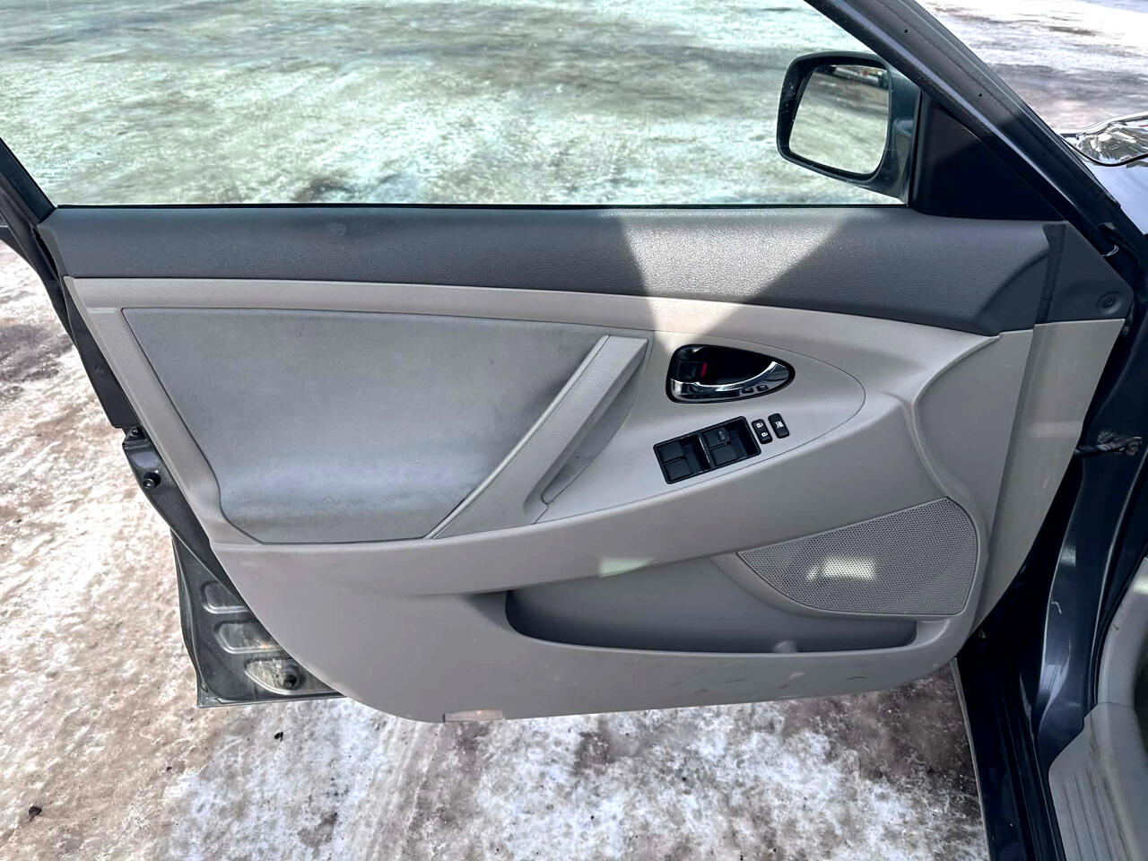 Toyota Camry SE 5-Spd AT 2009