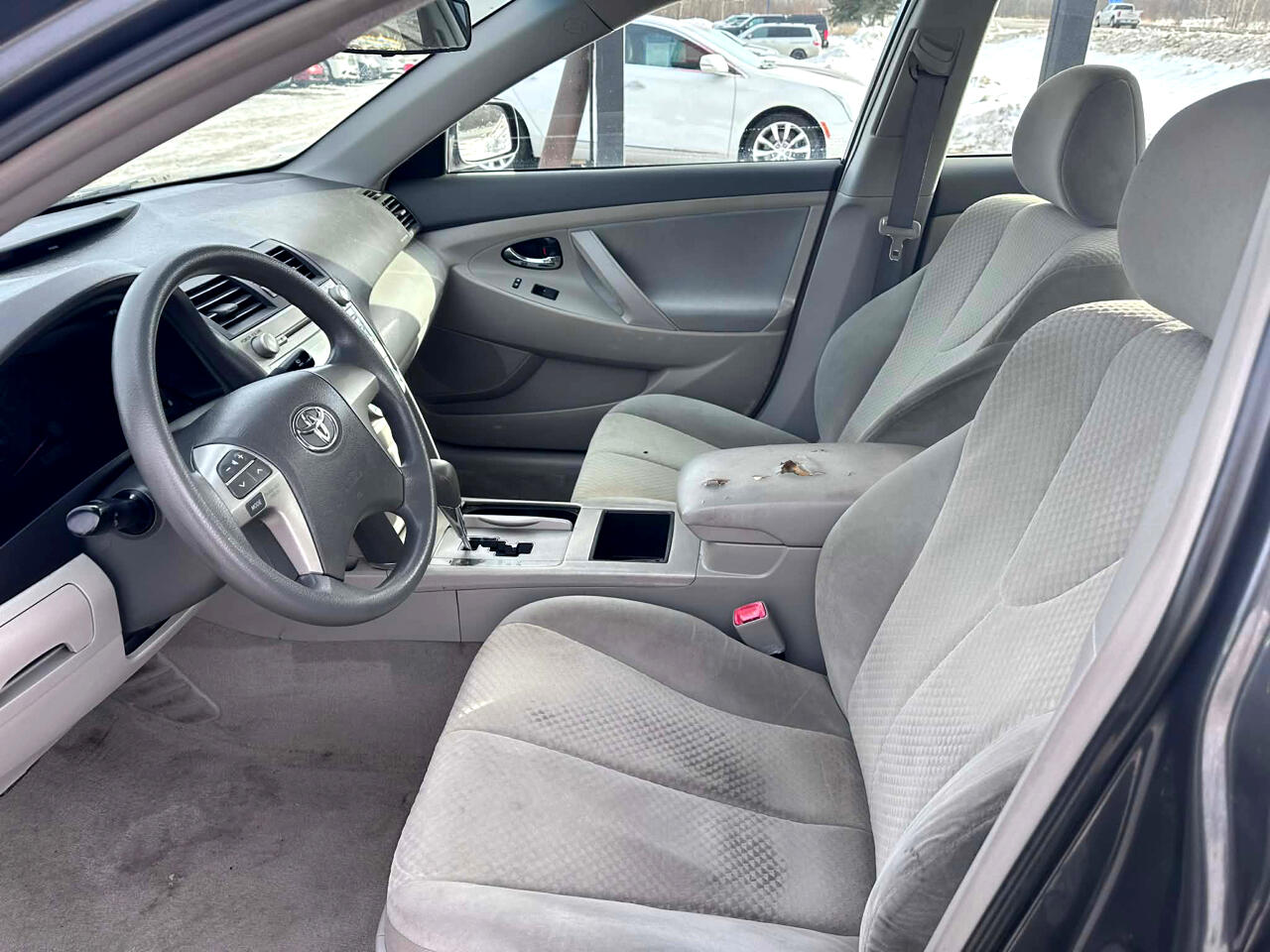 Toyota Camry SE 5-Spd AT 2009