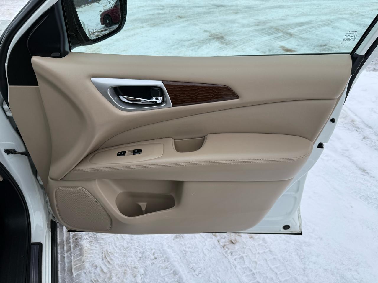 Nissan Pathfinder S 4WD 2017