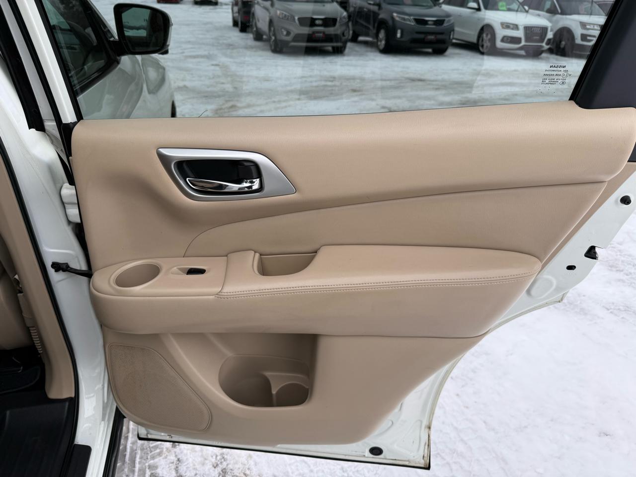 Nissan Pathfinder S 4WD 2017