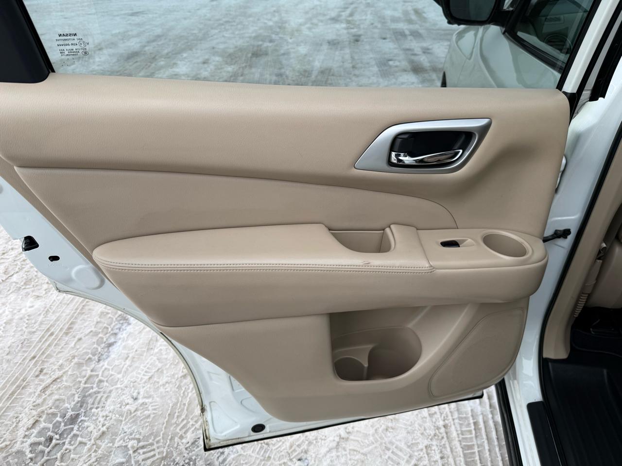 Nissan Pathfinder S 4WD 2017