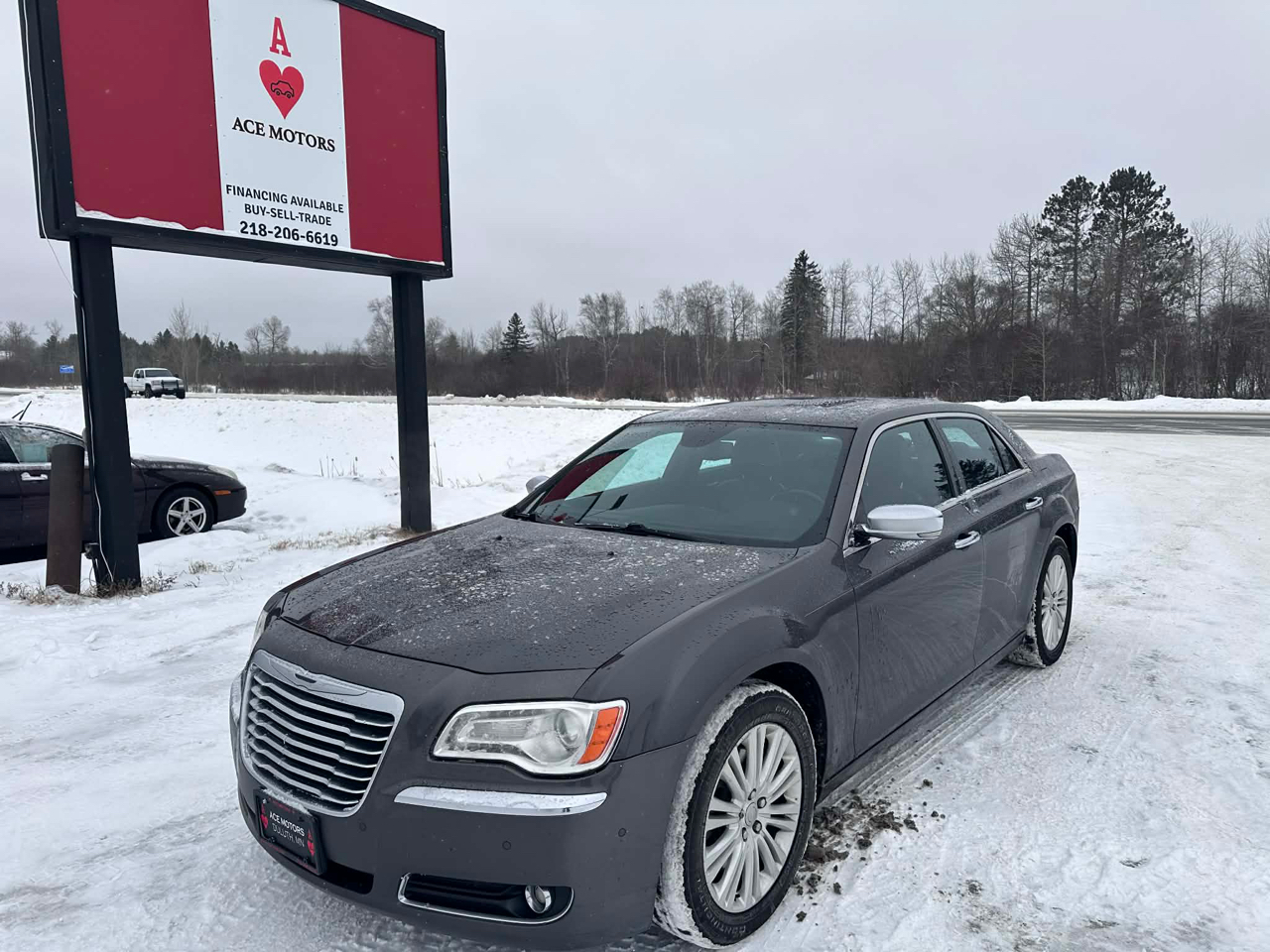 2014 Chrysler 300 C's photo