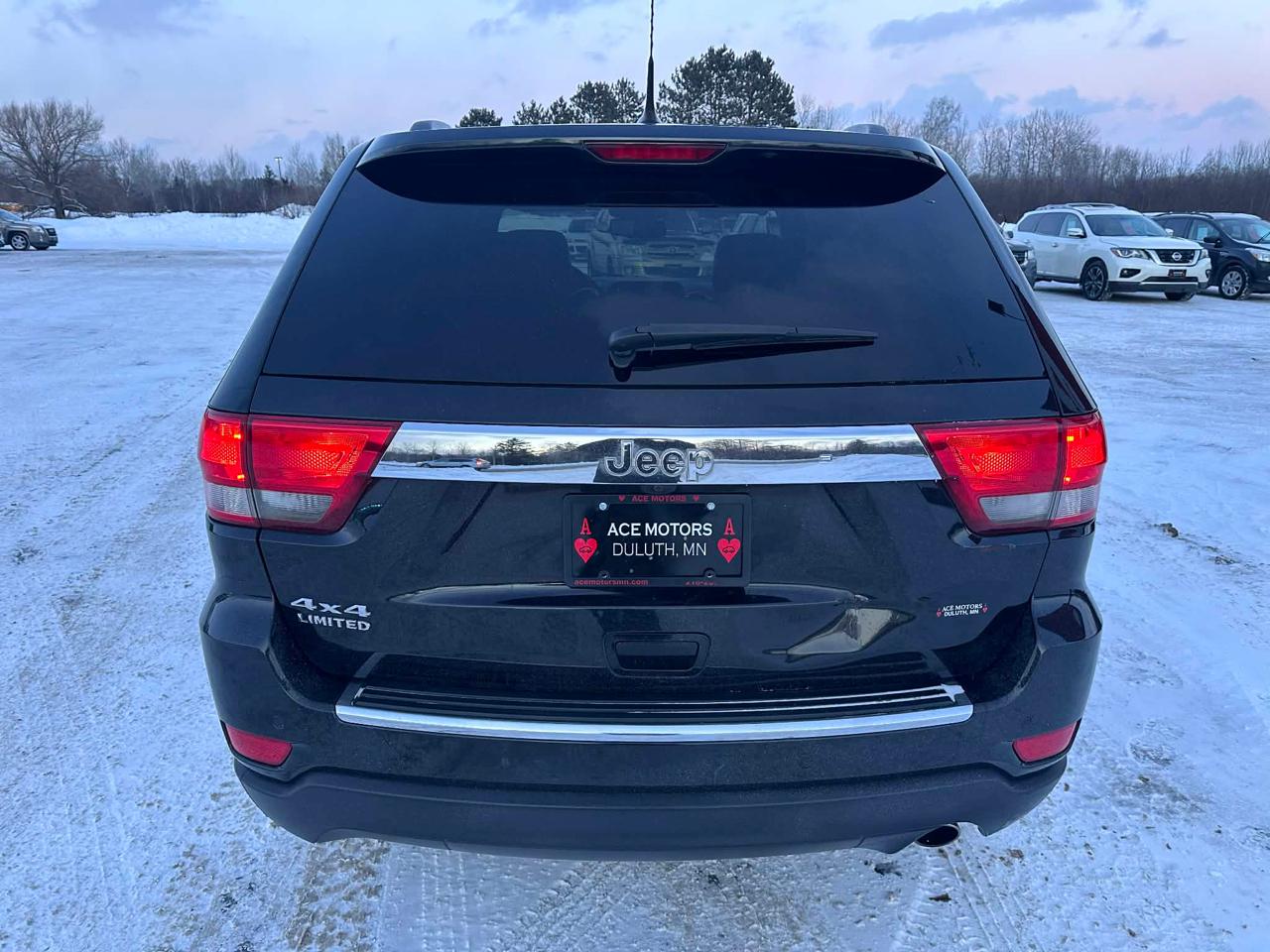 Jeep Grand Cherokee Limited 4WD 2011