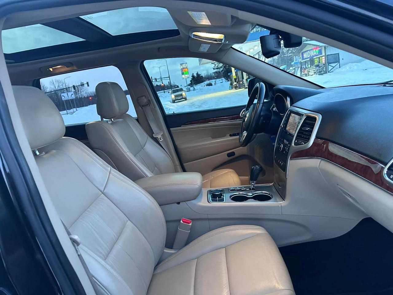 Jeep Grand Cherokee Limited 4WD 2011