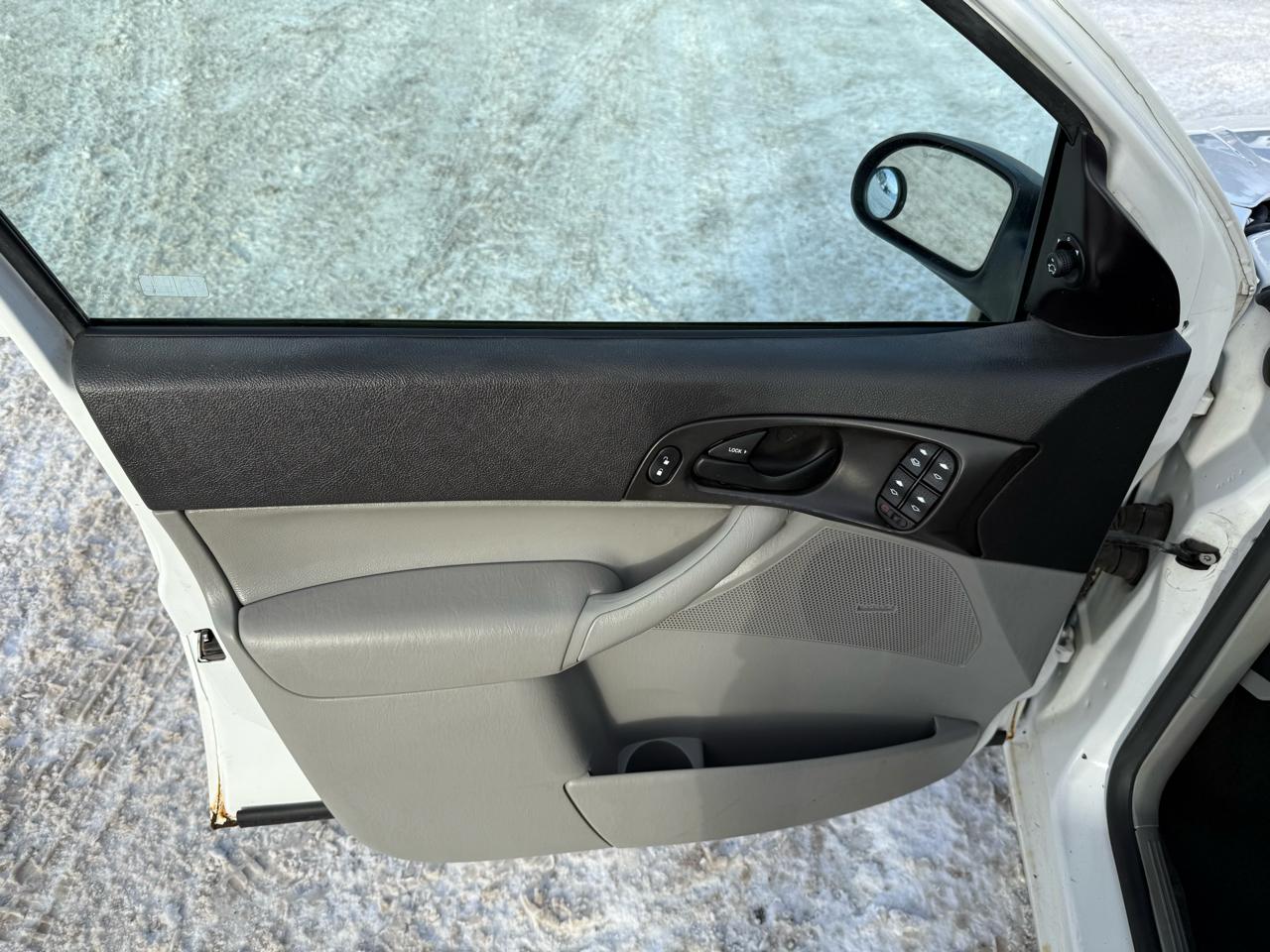 Ford Focus ZX4 S 2007