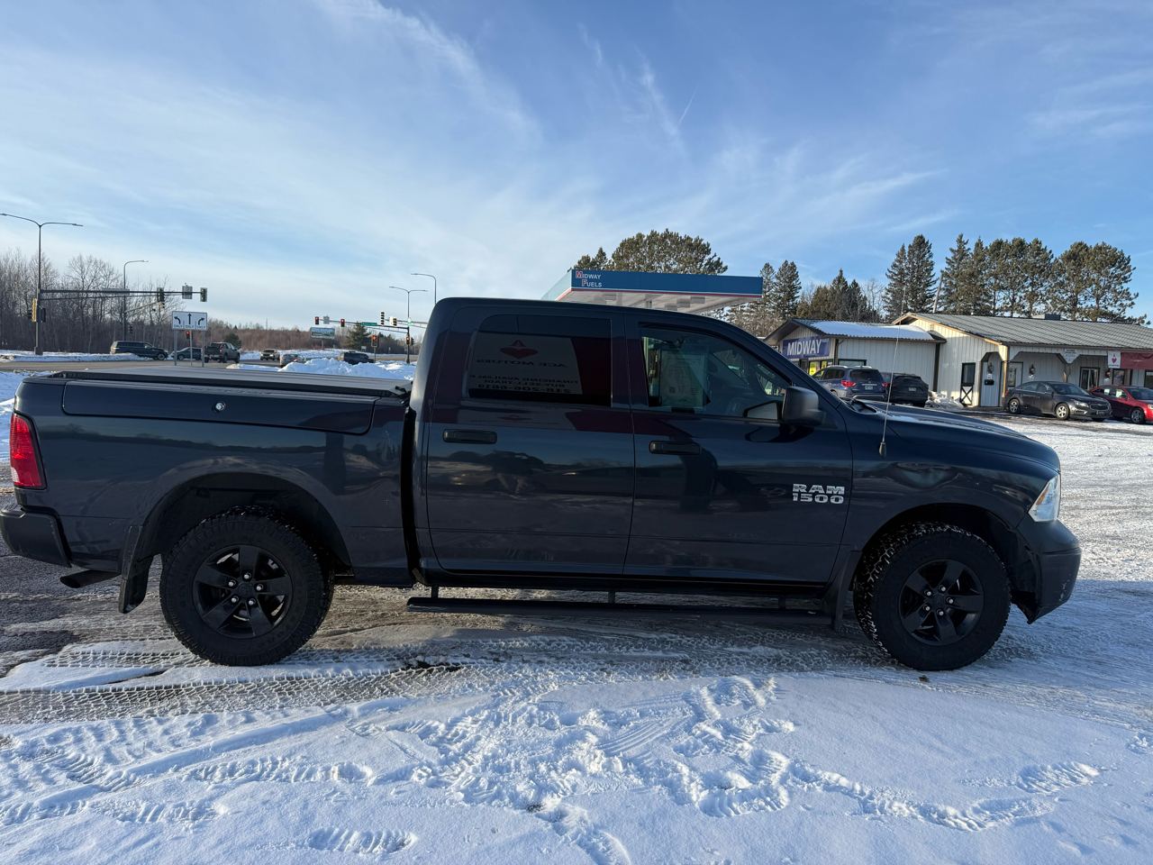 RAM 1500 Tradesman Crew Cab SWB 4WD 2014