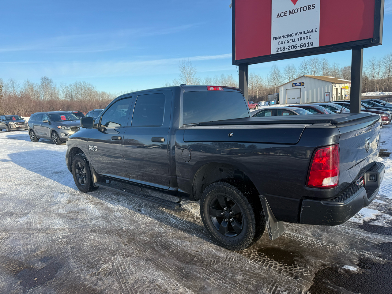 RAM 1500 Tradesman Crew Cab SWB 4WD 2014