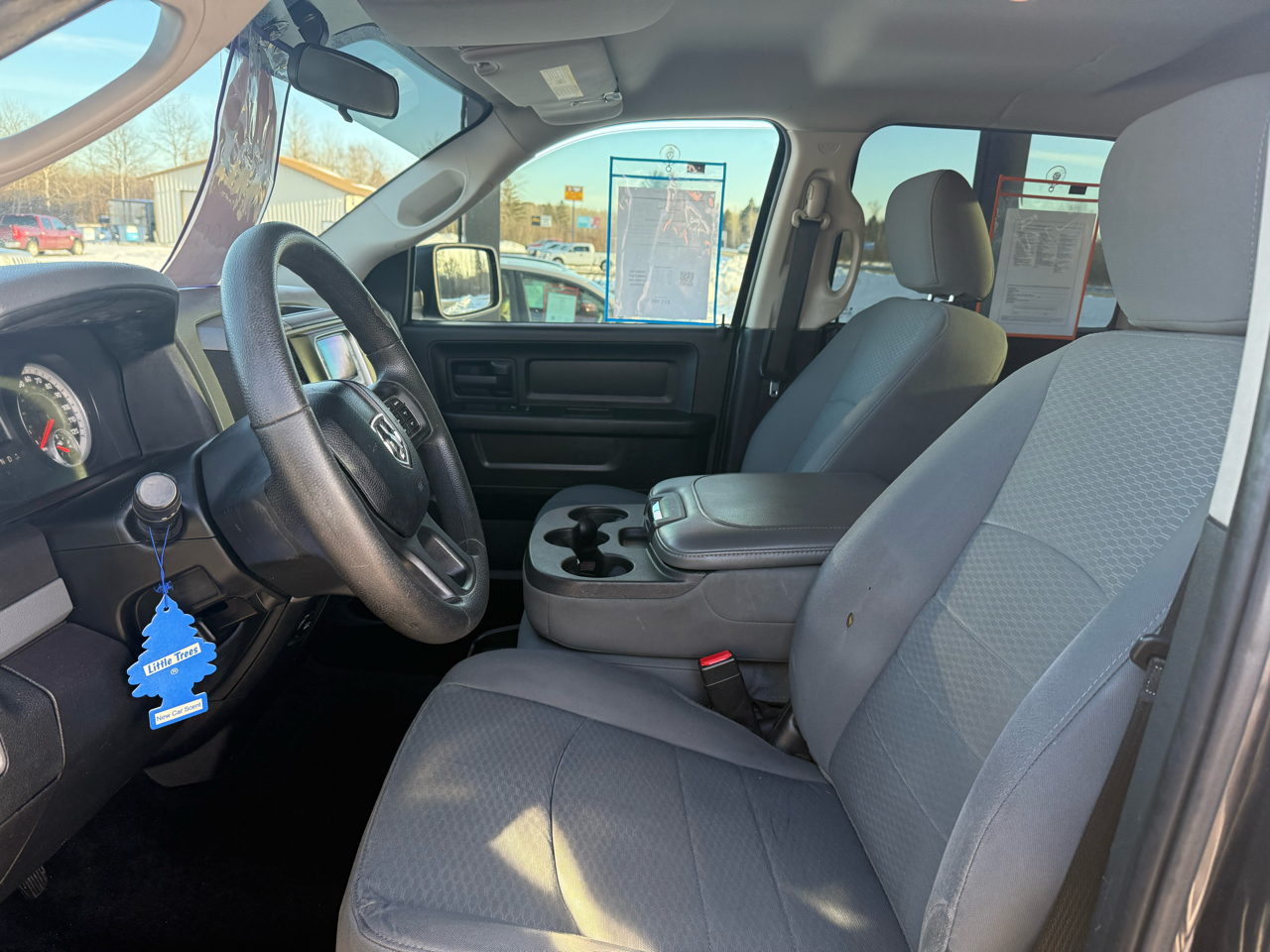 RAM 1500 Tradesman Crew Cab SWB 4WD 2014