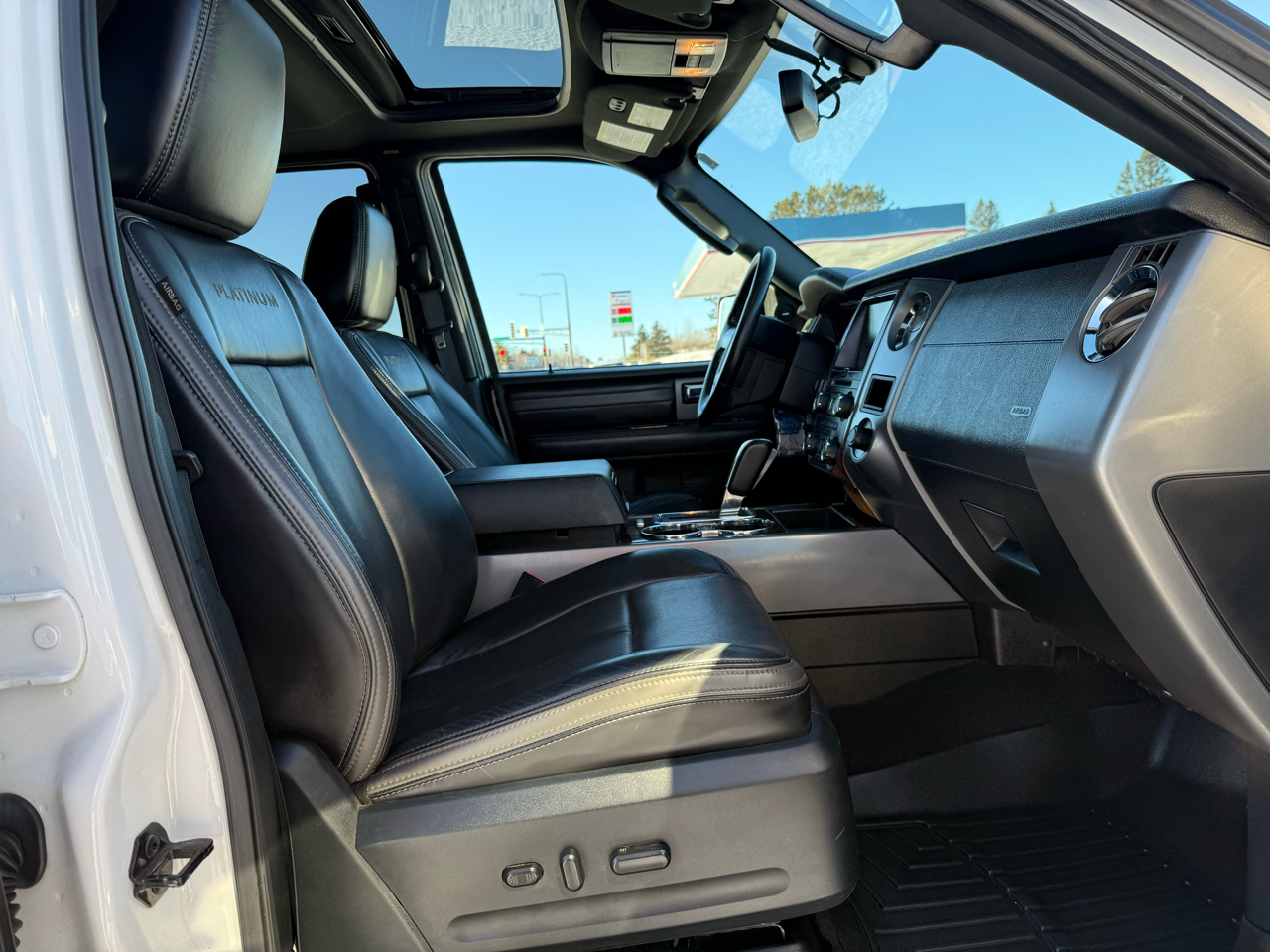 Ford Expedition Platinum 4WD 2015