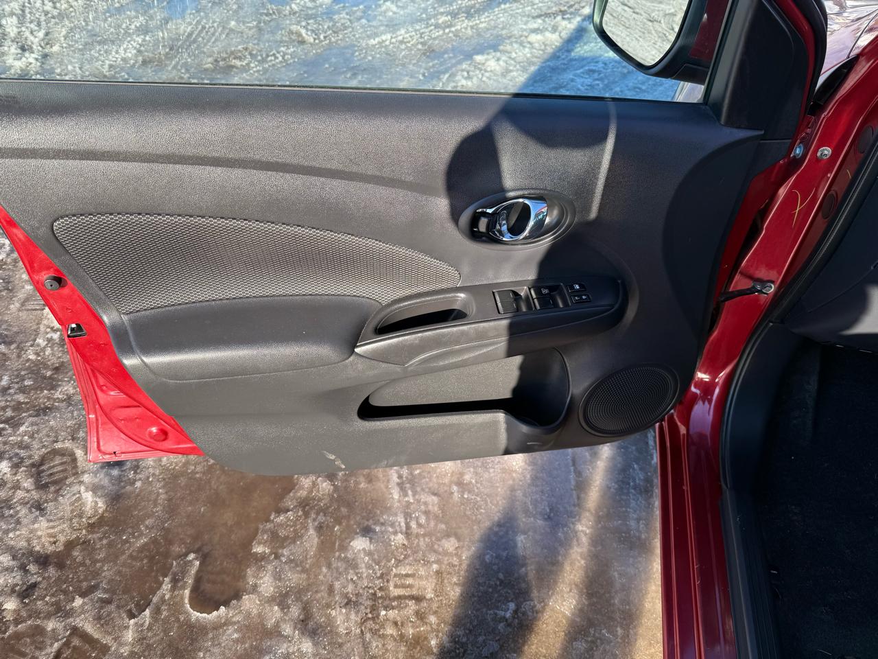 Nissan Versa 1.6 S 5M 2017