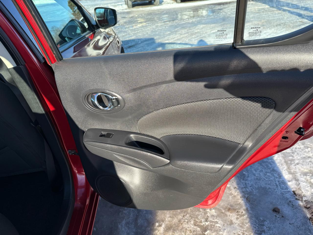 Nissan Versa 1.6 S 5M 2017