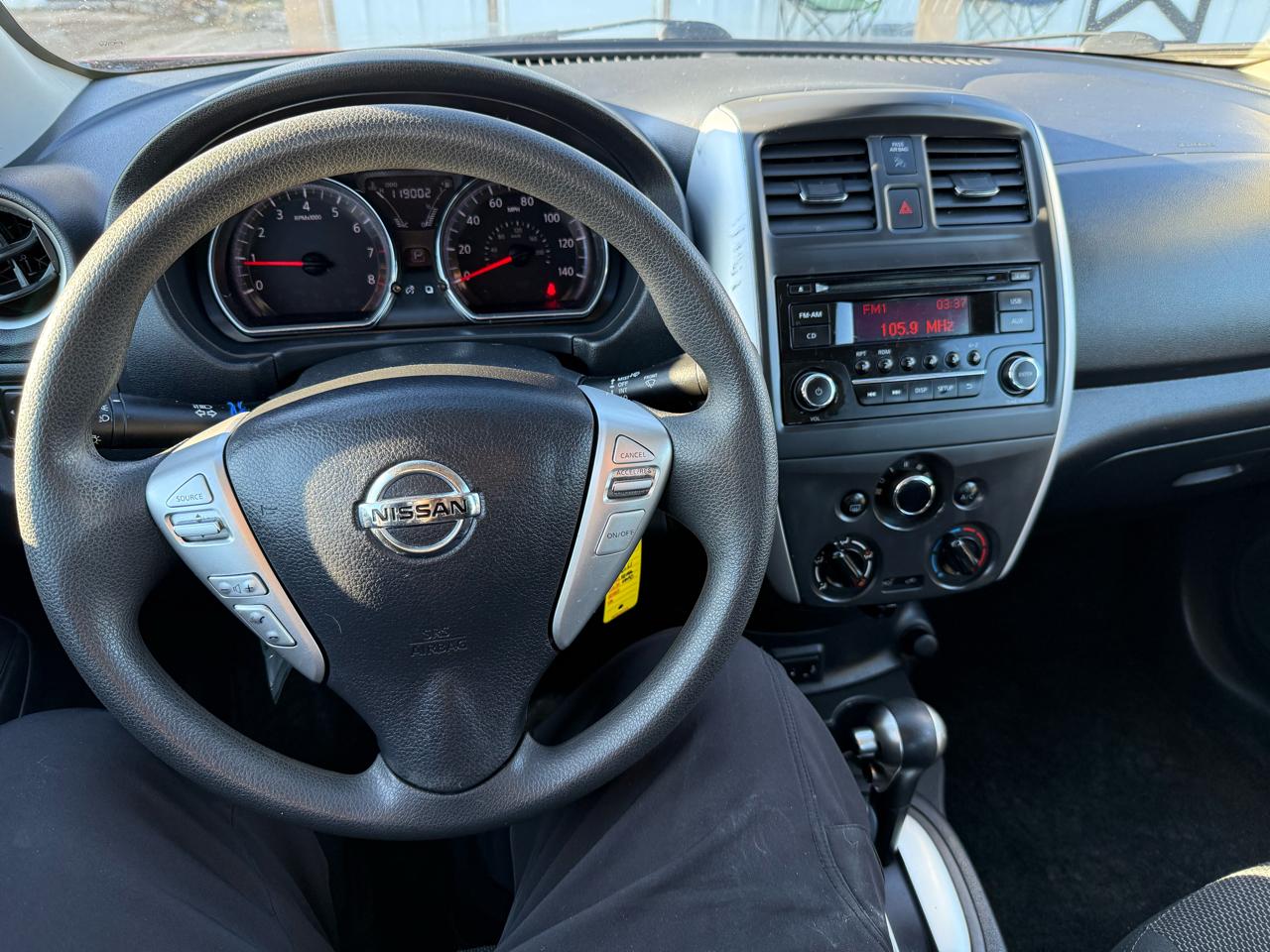 Nissan Versa 1.6 S 5M 2017