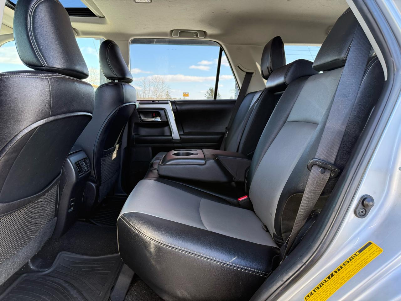 Toyota 4Runner SR5 4WD 2016