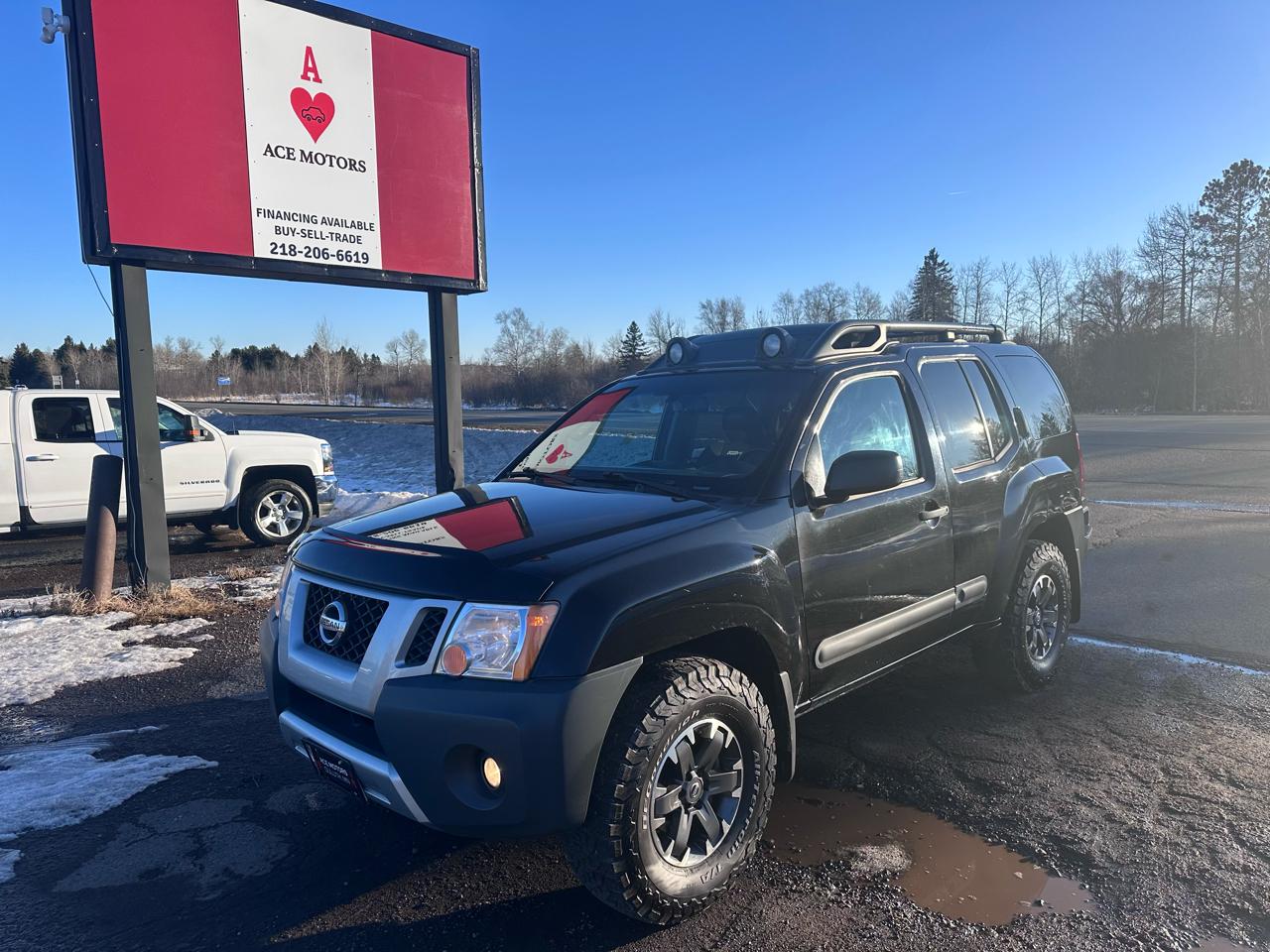 Nissan Xterra X 4WD 2015