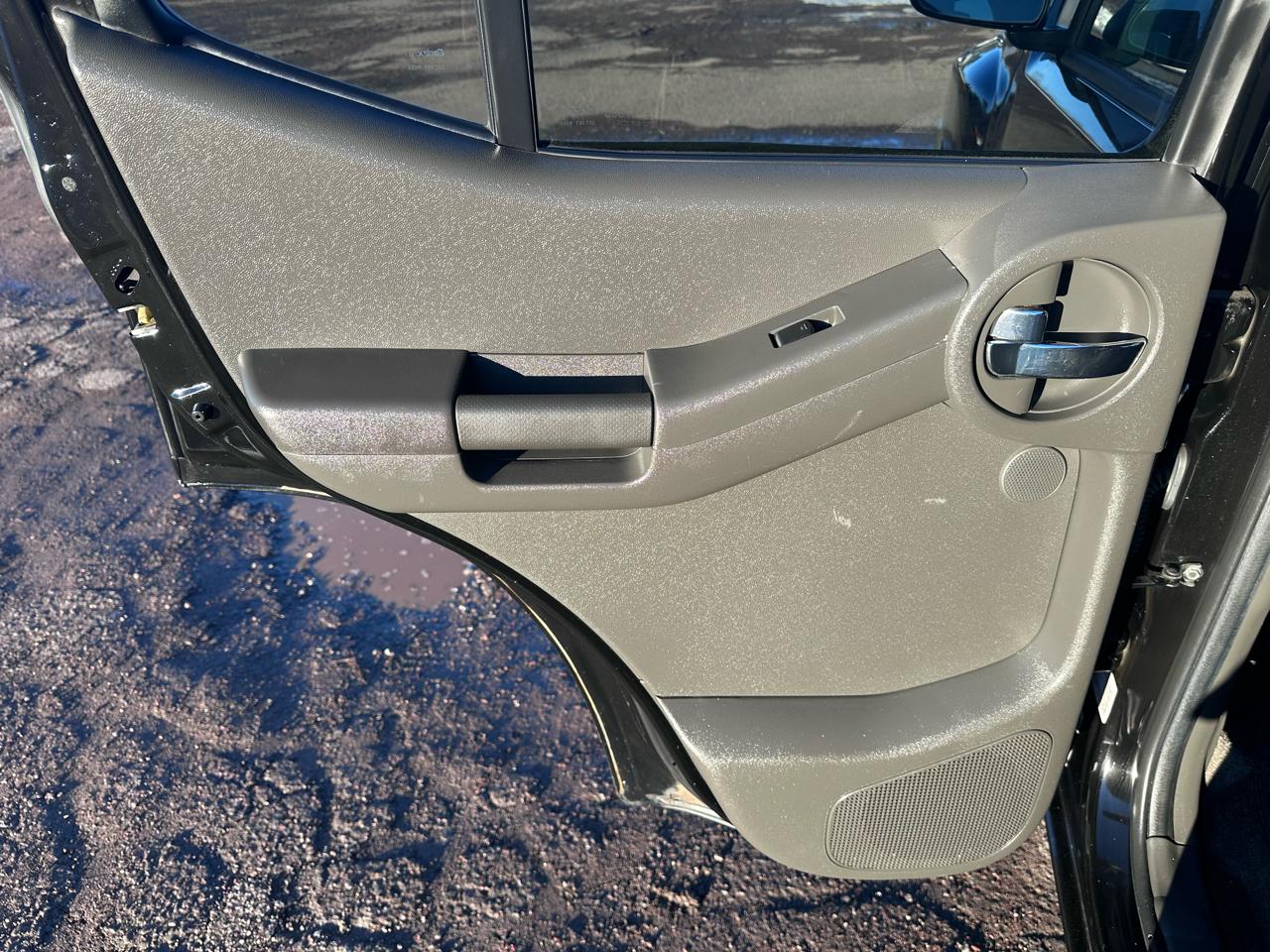 Nissan Xterra X 4WD 2015