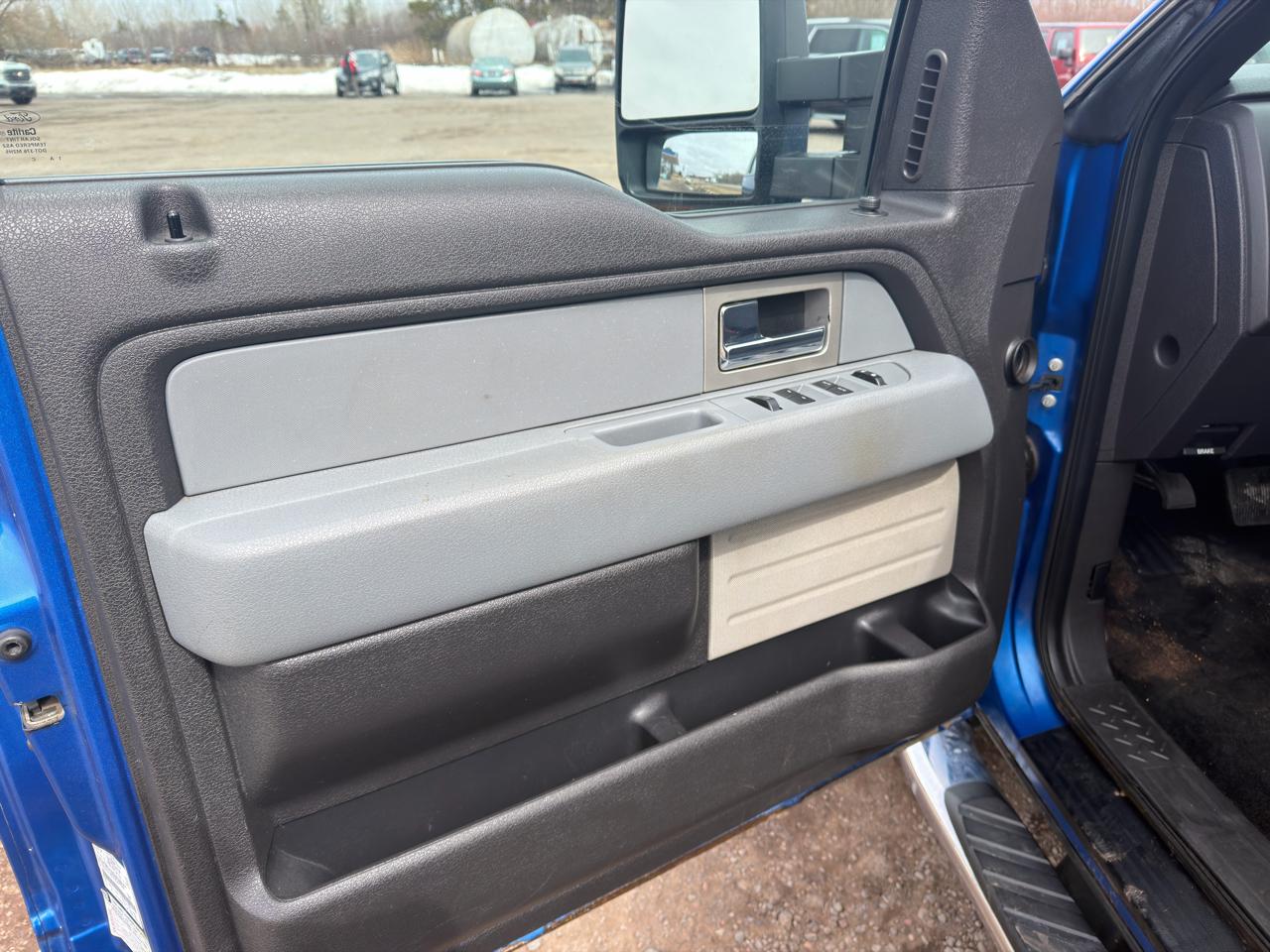 Ford F-150 XLT SuperCrew 6.5-ft. Bed 4WD 2011