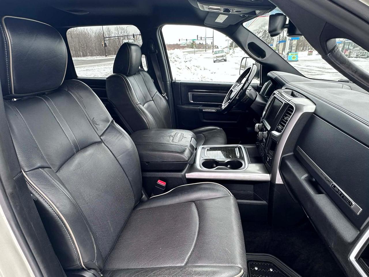 RAM 1500 Longhorn Crew Cab LWB 4WD 2016