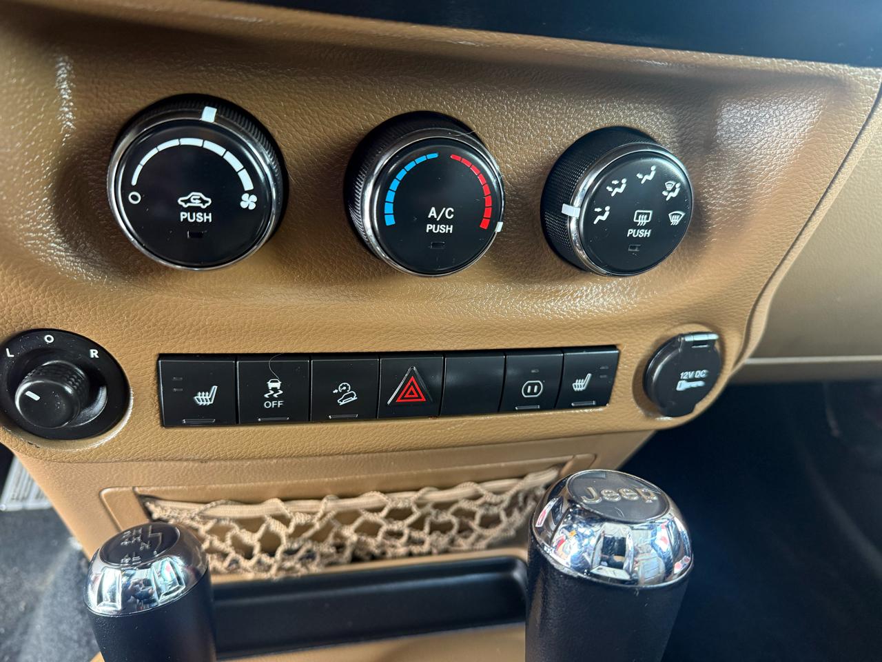 Jeep Wrangler Unlimited Rubicon 4WD 2012