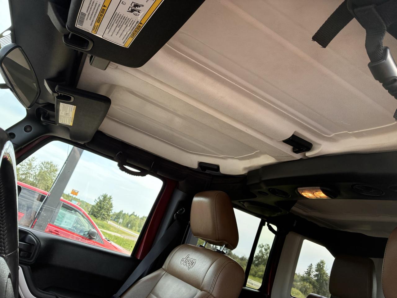 2012 Jeep Wrangler Unlimited Rubicon - Photo 14