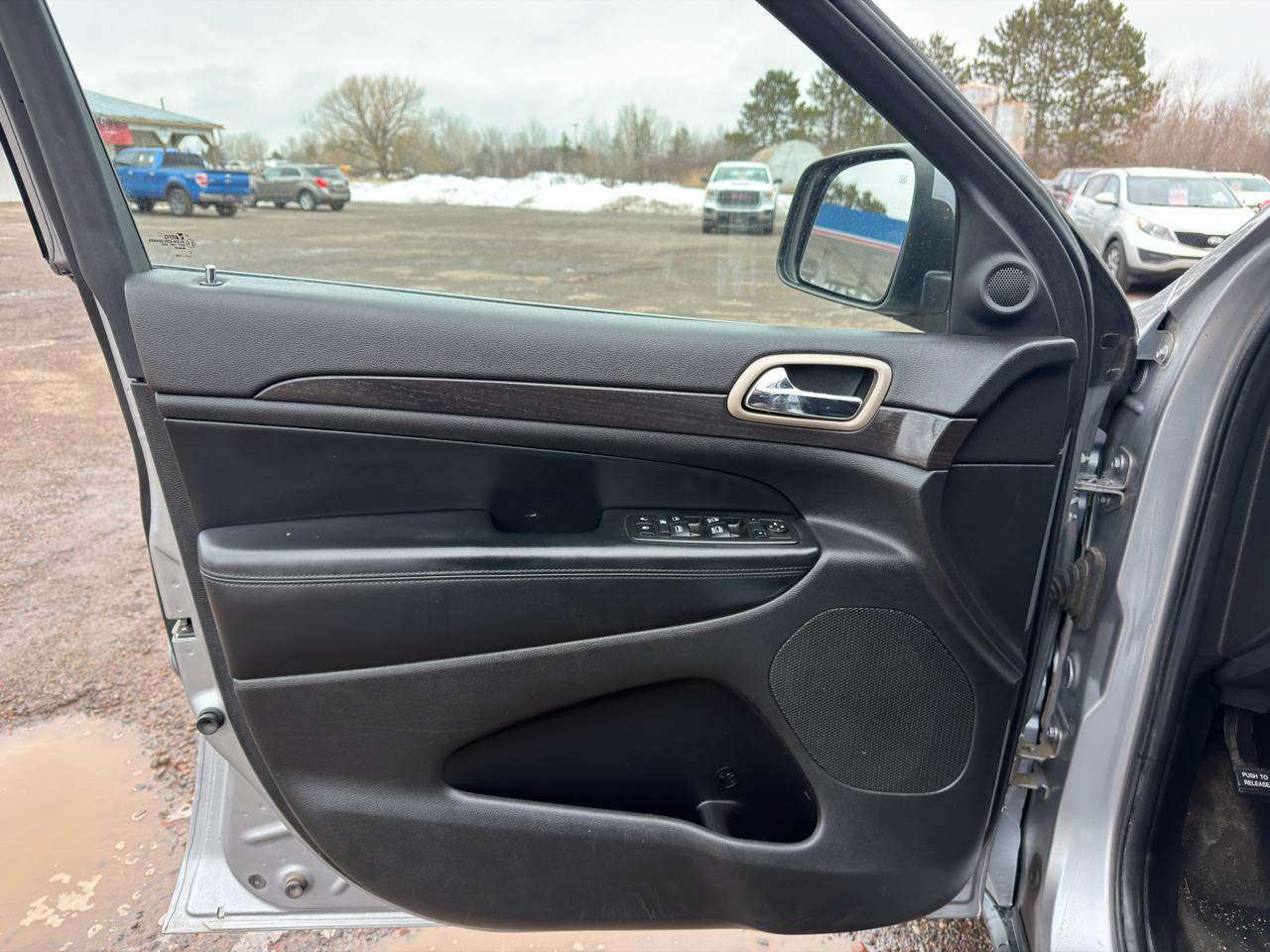 Jeep Grand Cherokee Laredo 4WD 2014