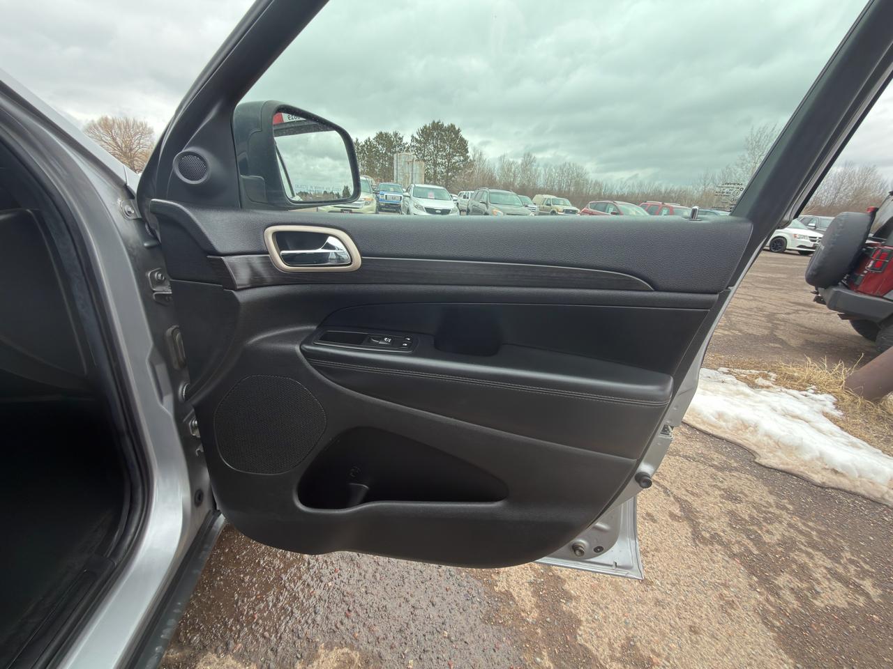 Jeep Grand Cherokee Laredo 4WD 2014