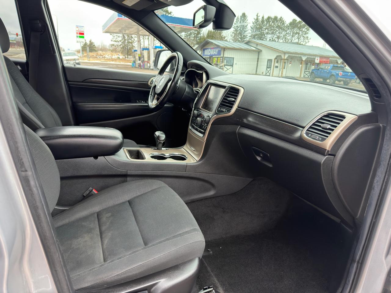 Jeep Grand Cherokee Laredo 4WD 2014