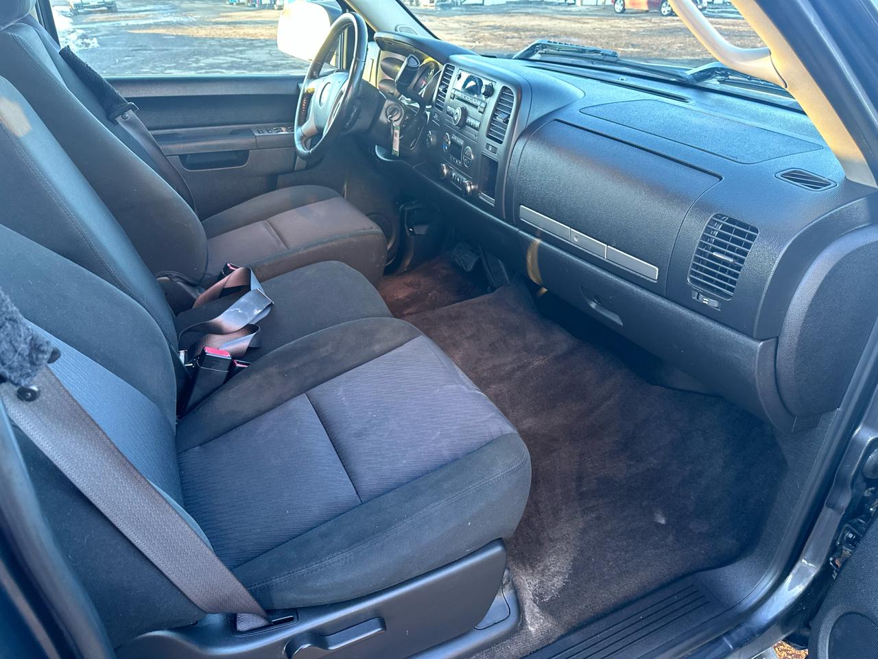 Chevrolet Silverado 1500 LT Crew Cab 4WD 2011