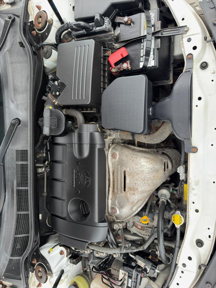 Toyota Camry Base 6-Spd AT 2011
