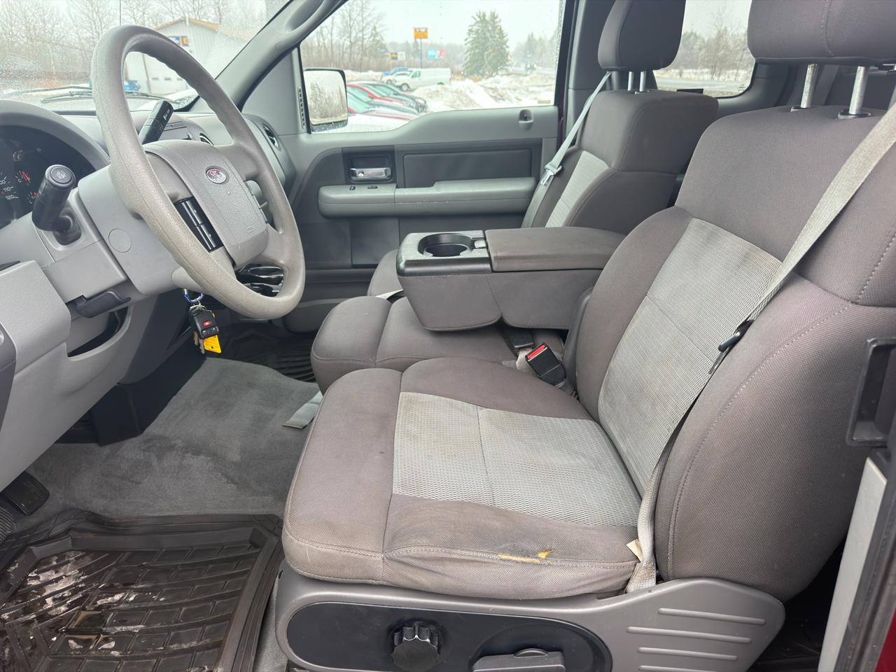 Ford F-150 XL SuperCab 4WD 2004