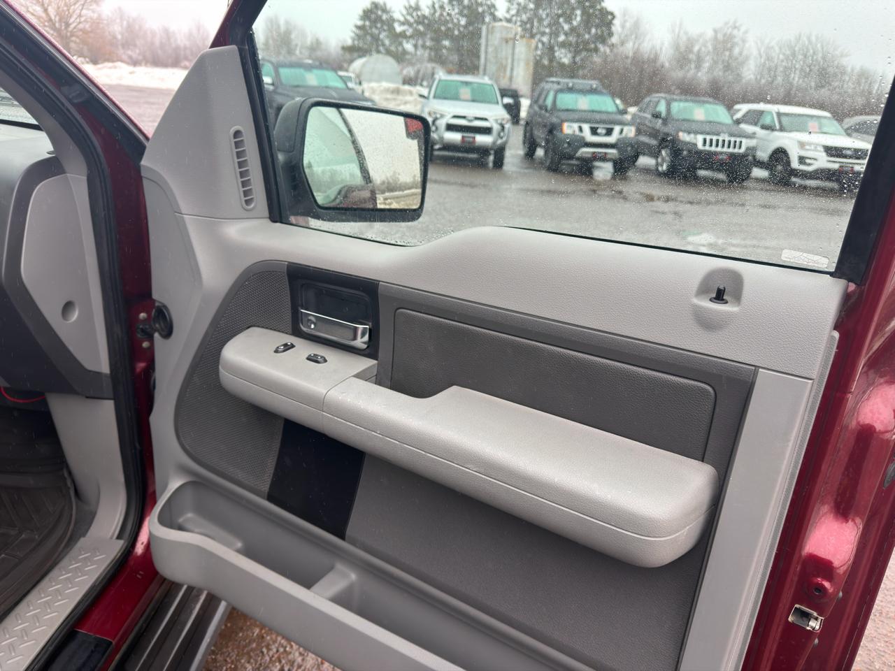 Ford F-150 XL SuperCab 4WD 2004