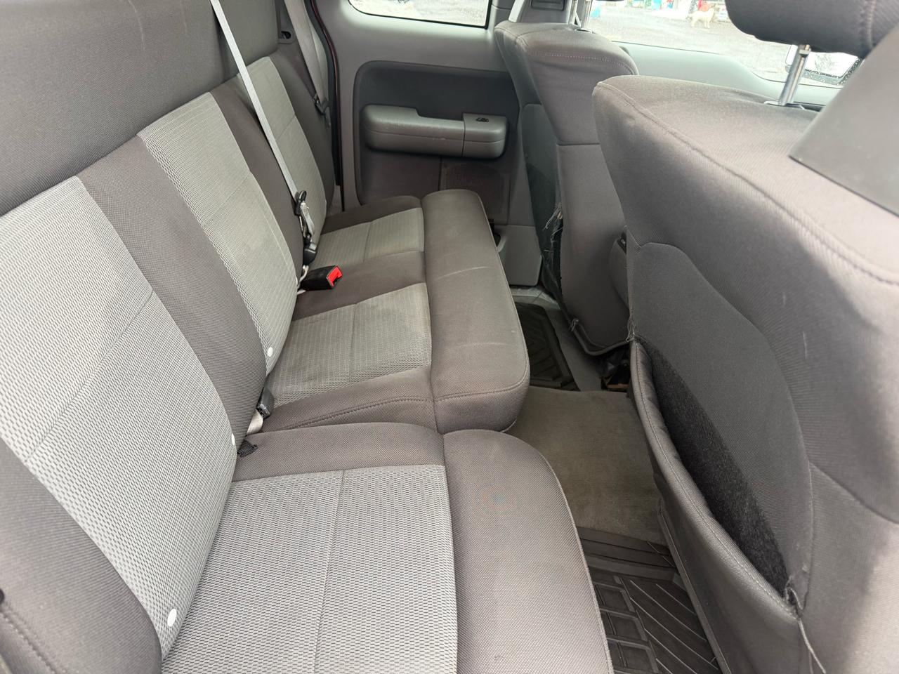 Ford F-150 XL SuperCab 4WD 2004