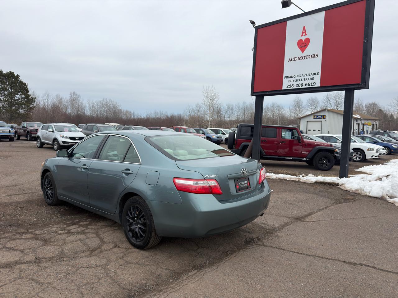 Toyota Camry SE 5-Spd AT 2009