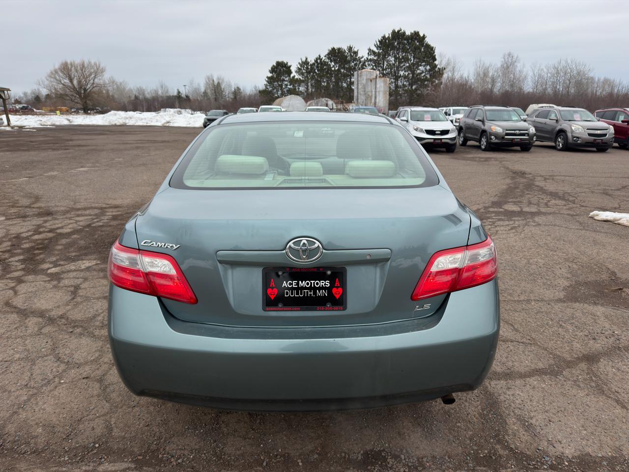Toyota Camry SE 5-Spd AT 2009