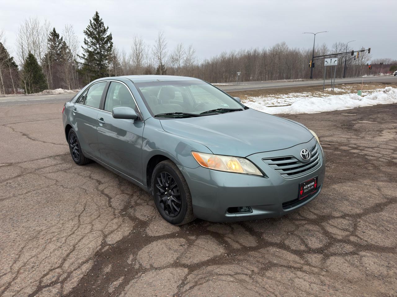 Toyota Camry SE 5-Spd AT 2009