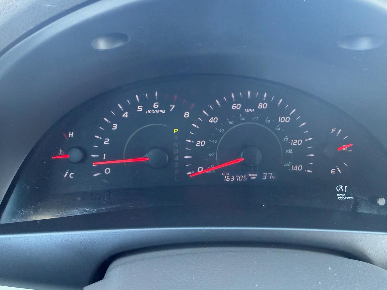 Toyota Camry SE 5-Spd AT 2009