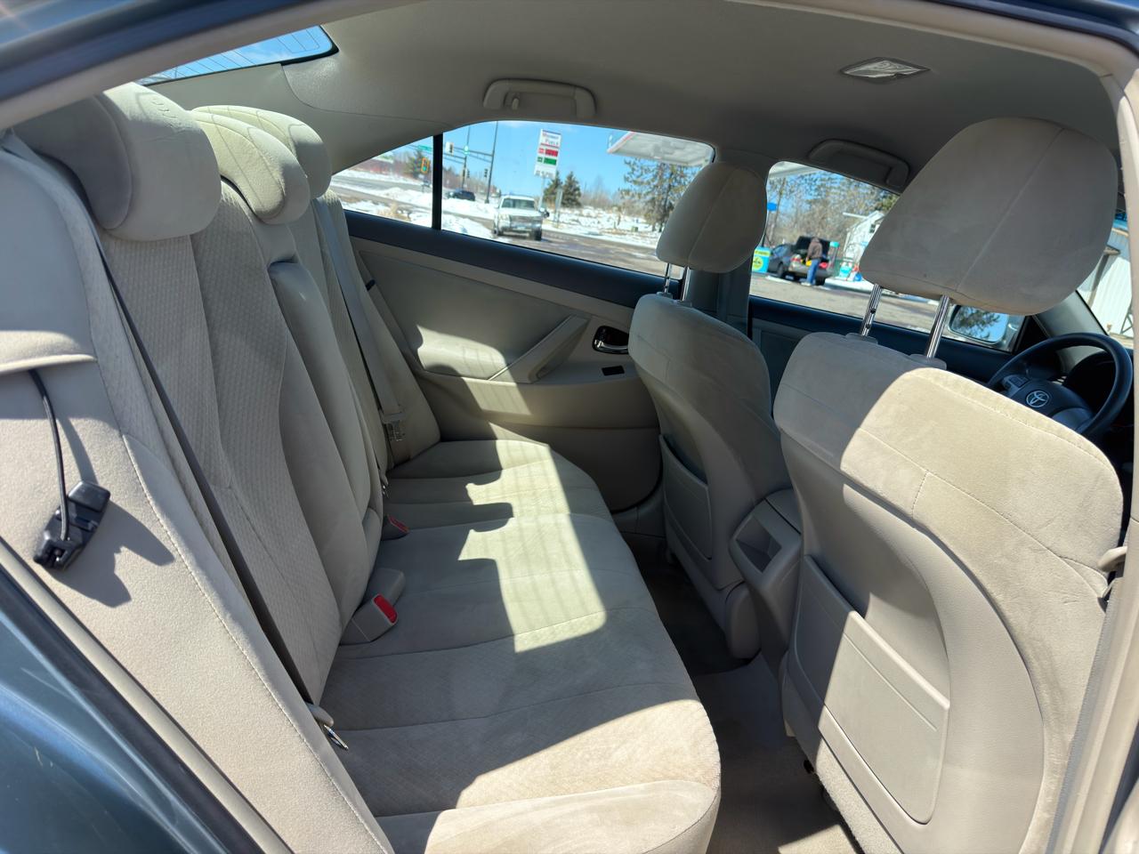 Toyota Camry SE 5-Spd AT 2009