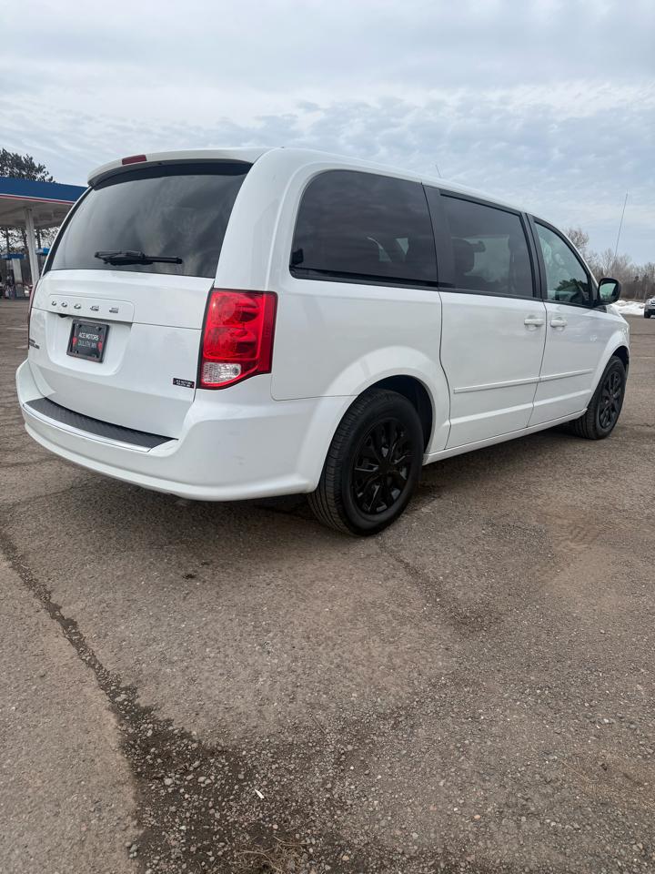 Dodge Grand Caravan SE 2017