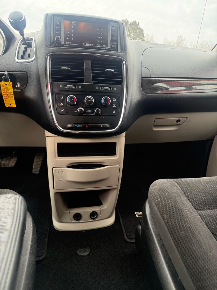 Dodge Grand Caravan SE 2017