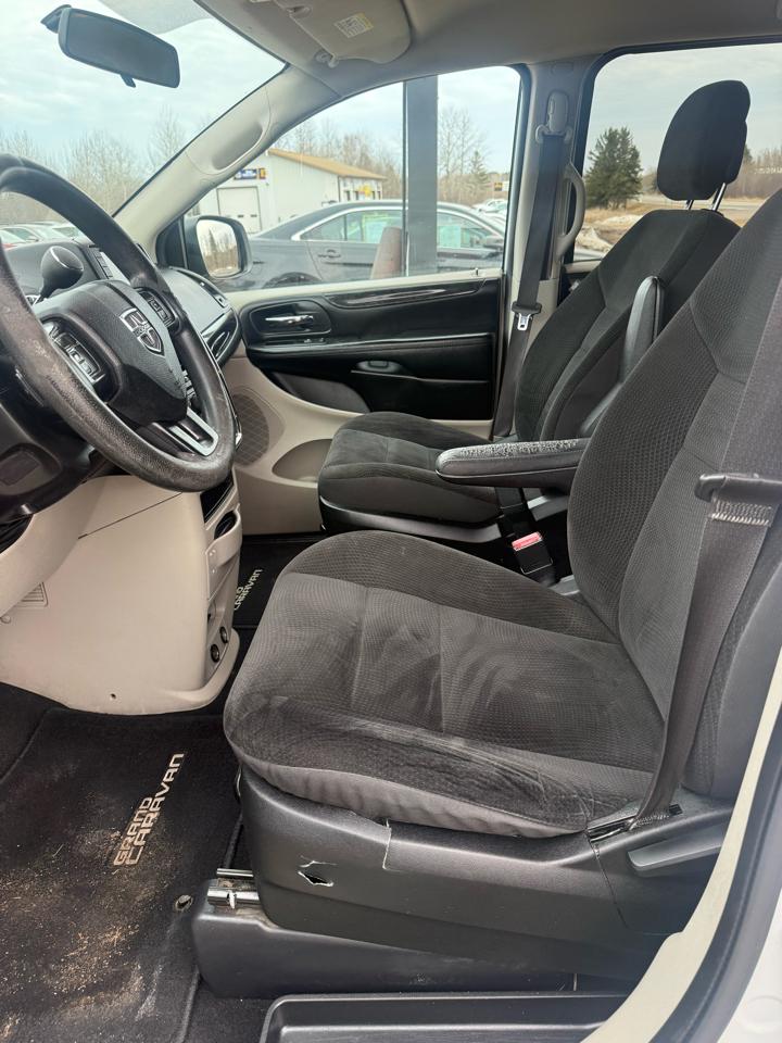 Dodge Grand Caravan SE 2017