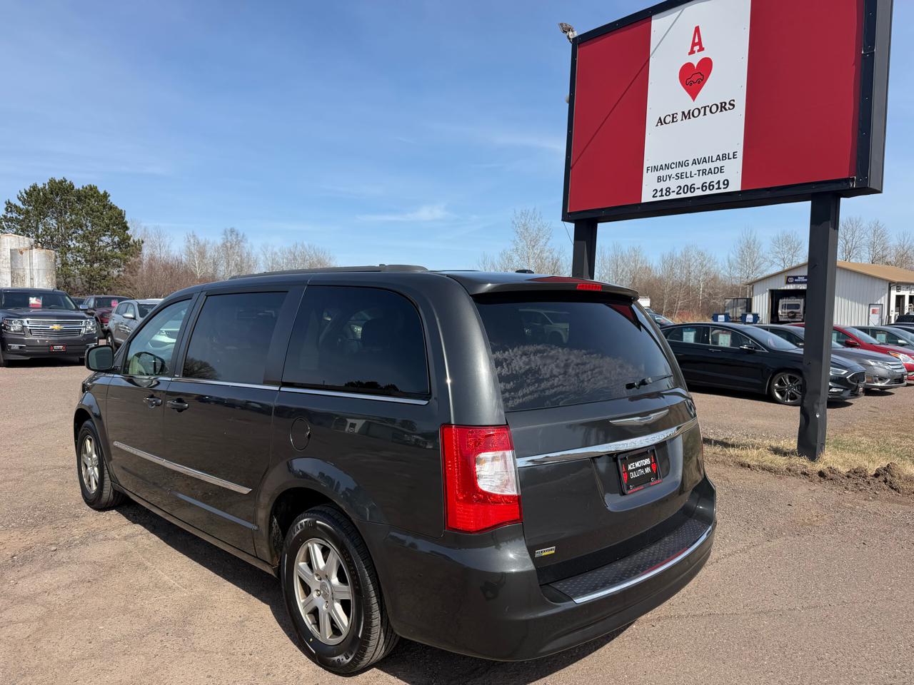 Chrysler Town & Country Touring 2012