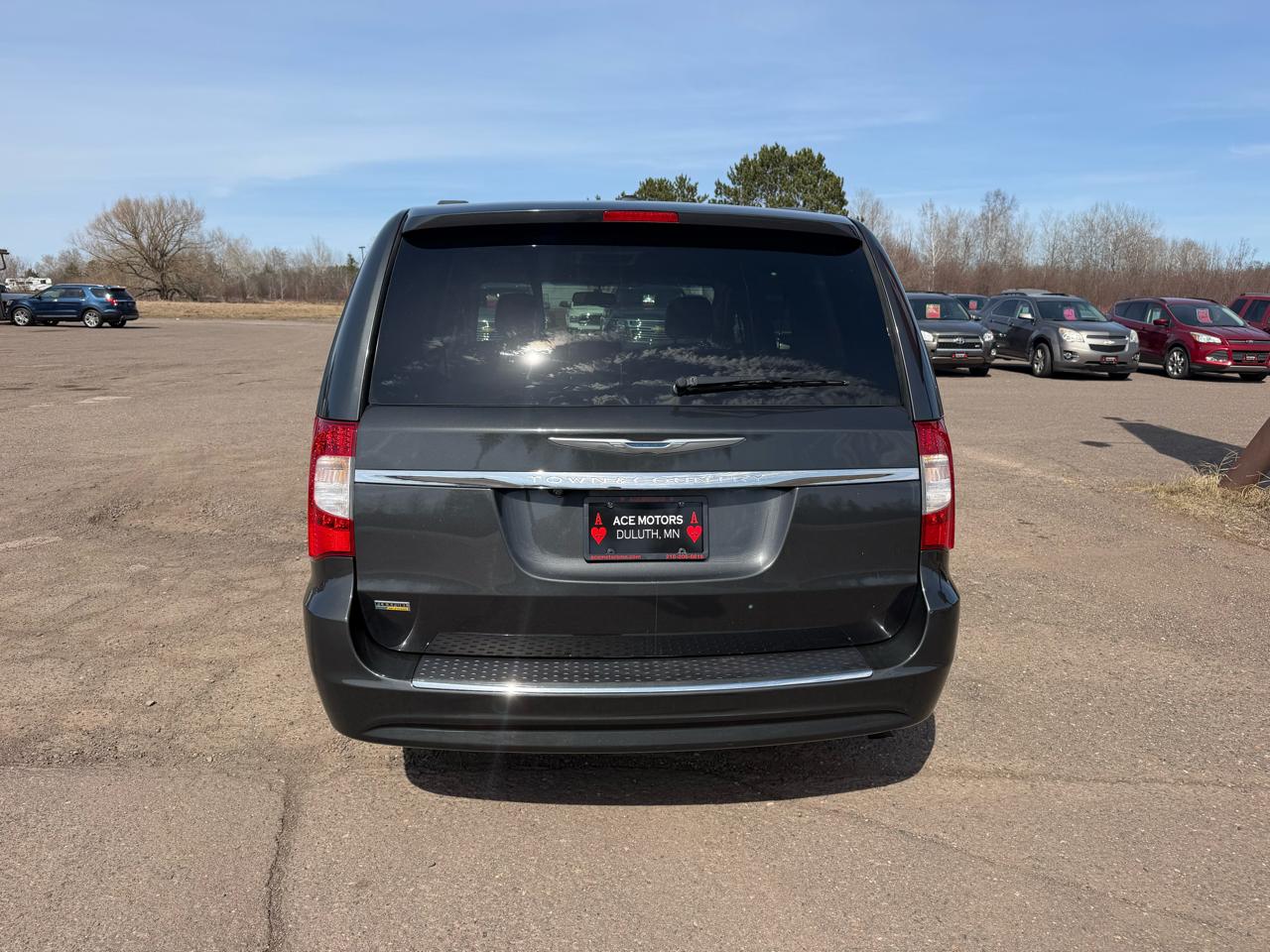 Chrysler Town & Country Touring 2012