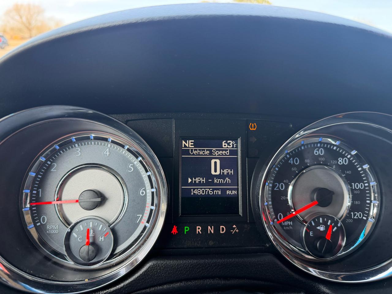 Chrysler Town & Country Touring 2012