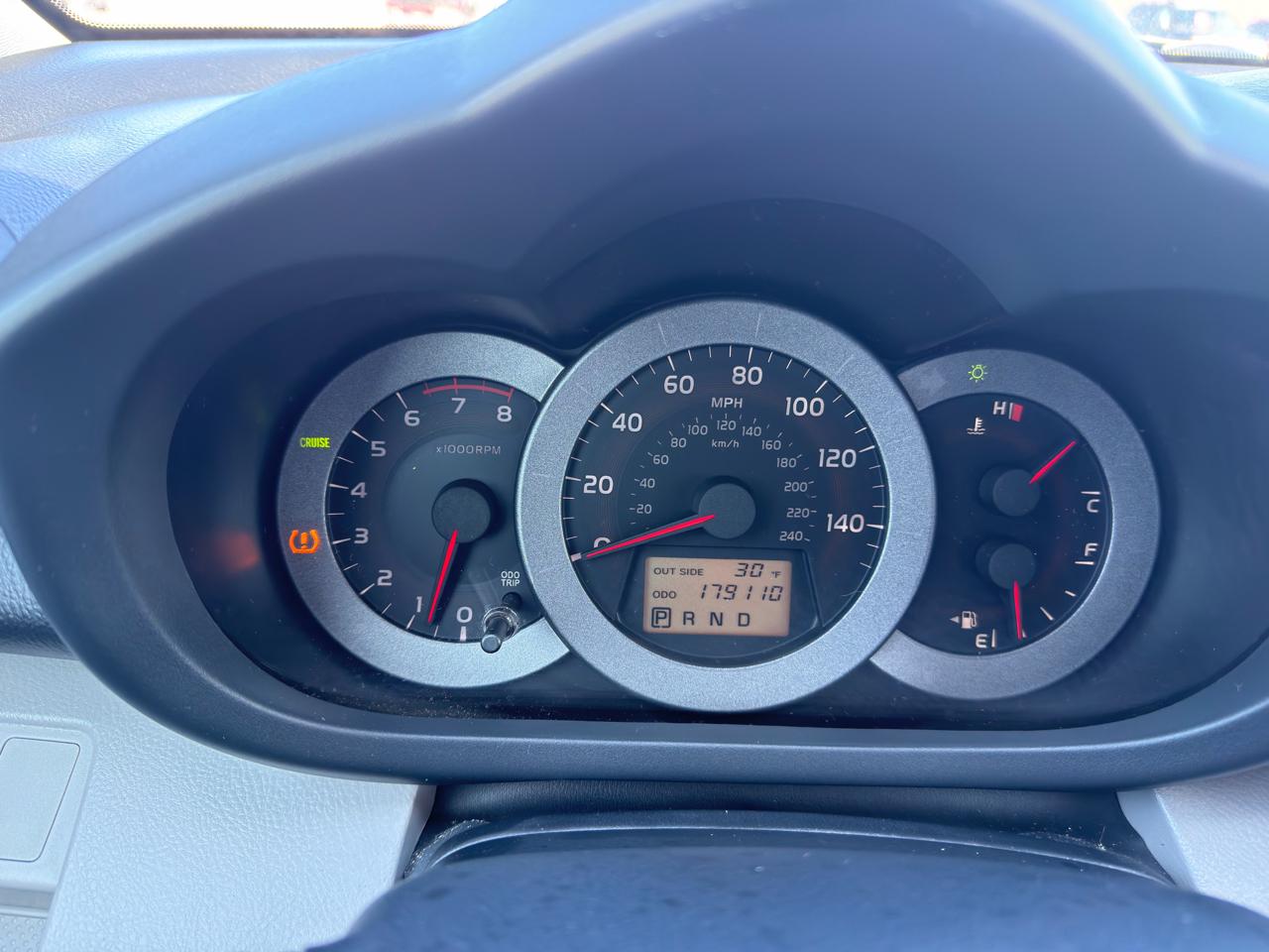 Toyota RAV4 Base V6 4WD 2008