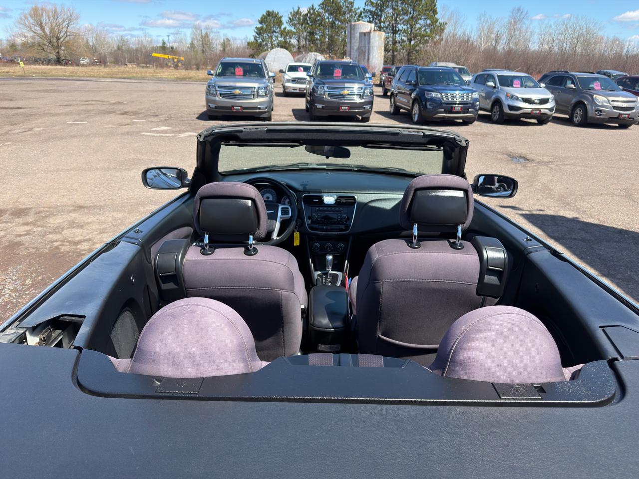 Chrysler 200 Touring Convertible 2012
