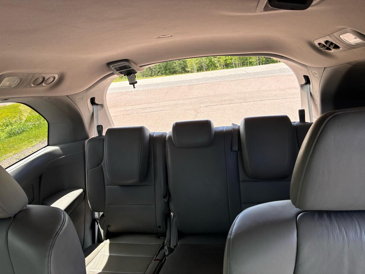Honda Odyssey EX-L 2011