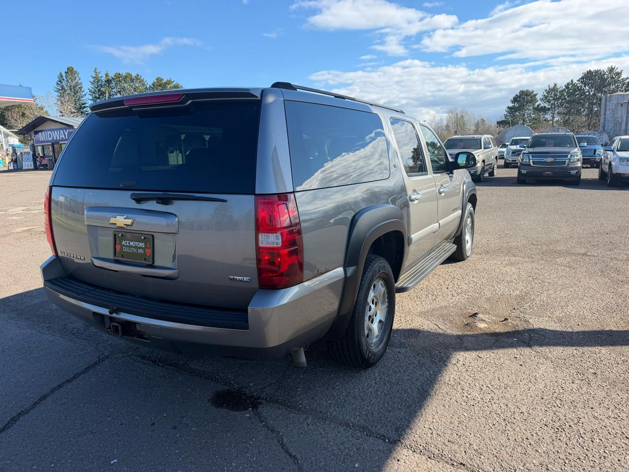 Chevrolet Suburban LS 1500 4WD 2007