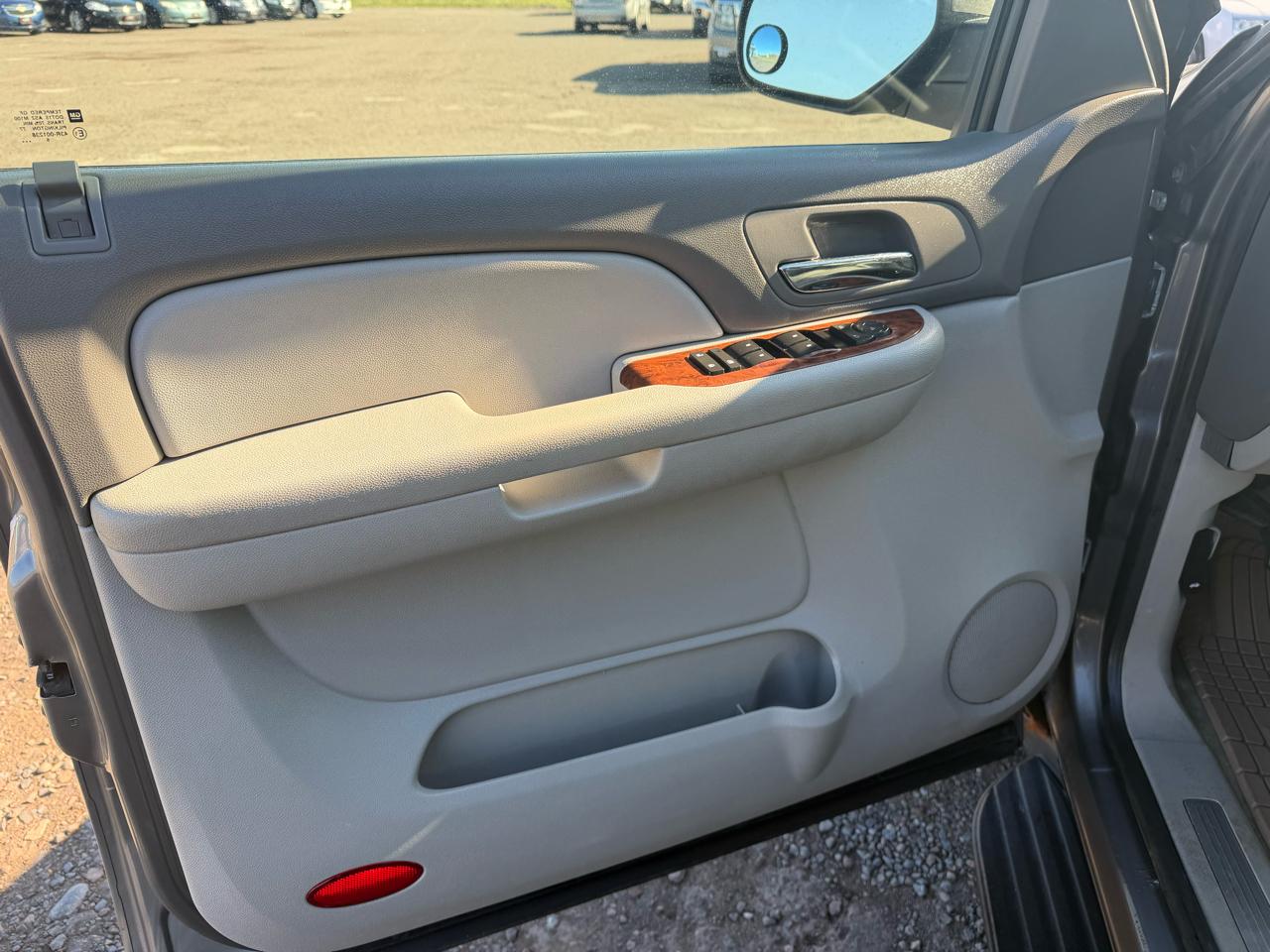 Chevrolet Suburban LS 1500 4WD 2007